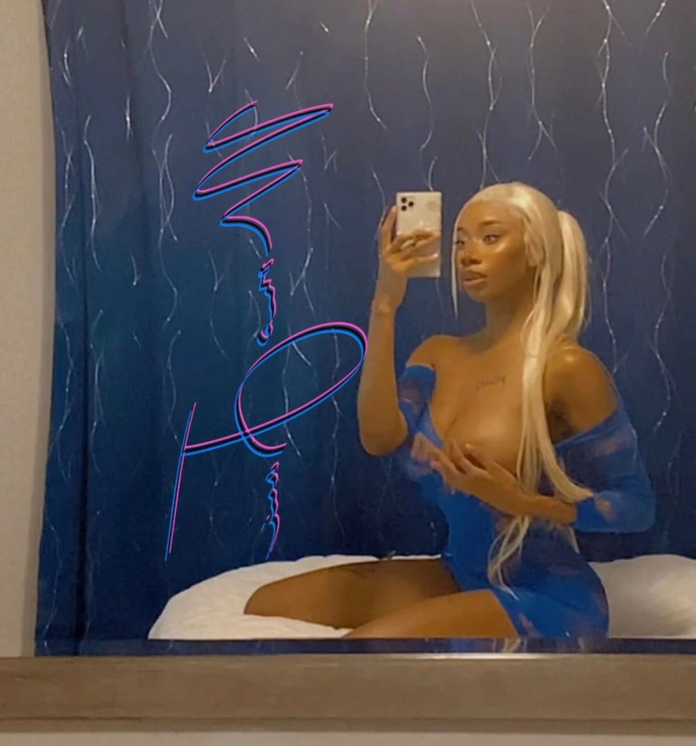 𝕸𝖔𝖓𝖆 𝖂𝖔𝖑𝖋 [ womanflo ] Onlyfans leaked photo 12422747 on Hotleaks.tv