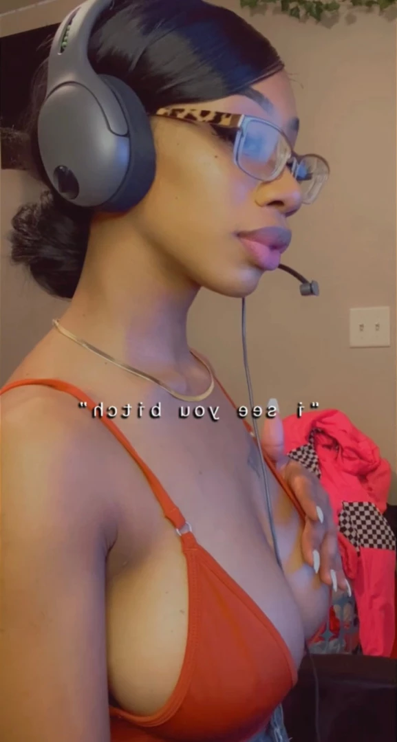 𝕸𝖔𝖓𝖆 𝖂𝖔𝖑𝖋 [ womanflo ] Onlyfans leaked photo 13687372 on Hotleaks.tv
