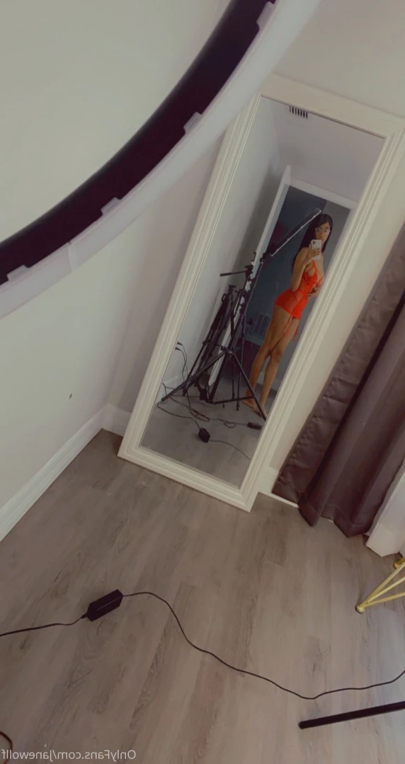𝕸𝖔𝖓𝖆 𝖂𝖔𝖑𝖋 [ womanflo ] Onlyfans leaked photo 15187458 on Hotleaks.tv