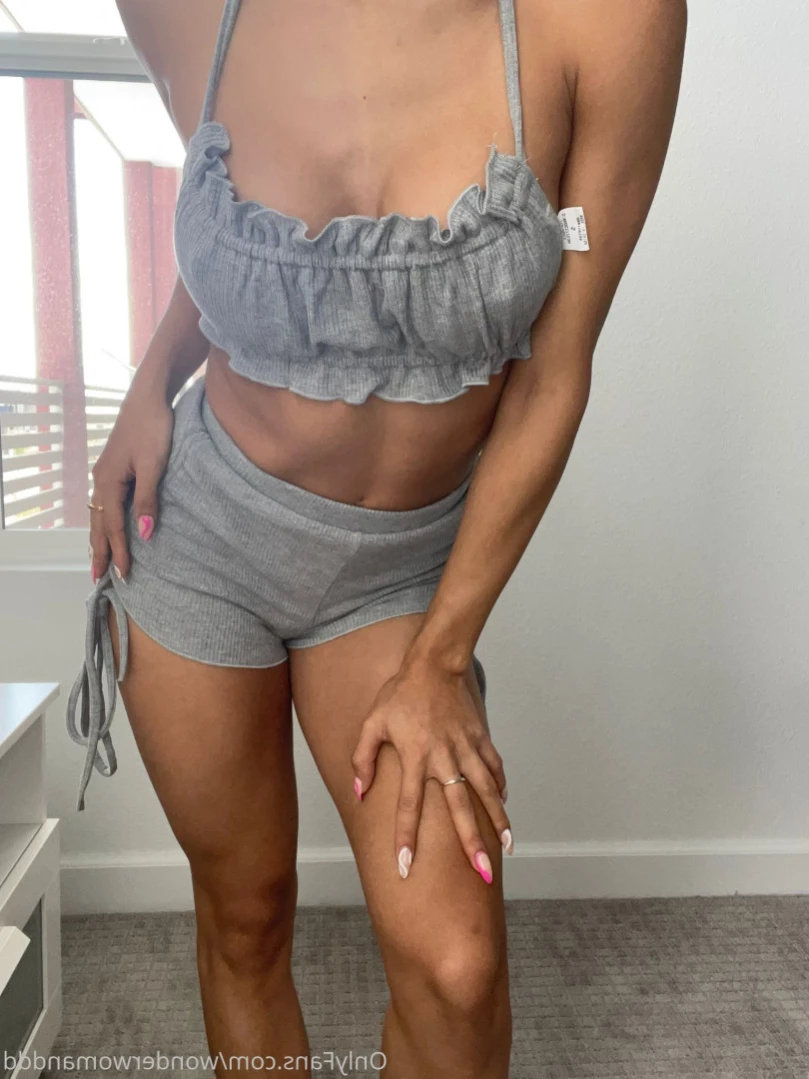 Christina Wonder [ wonderwomanddd ] Onlyfans leaked photo 13686437 on Hotleaks.tv