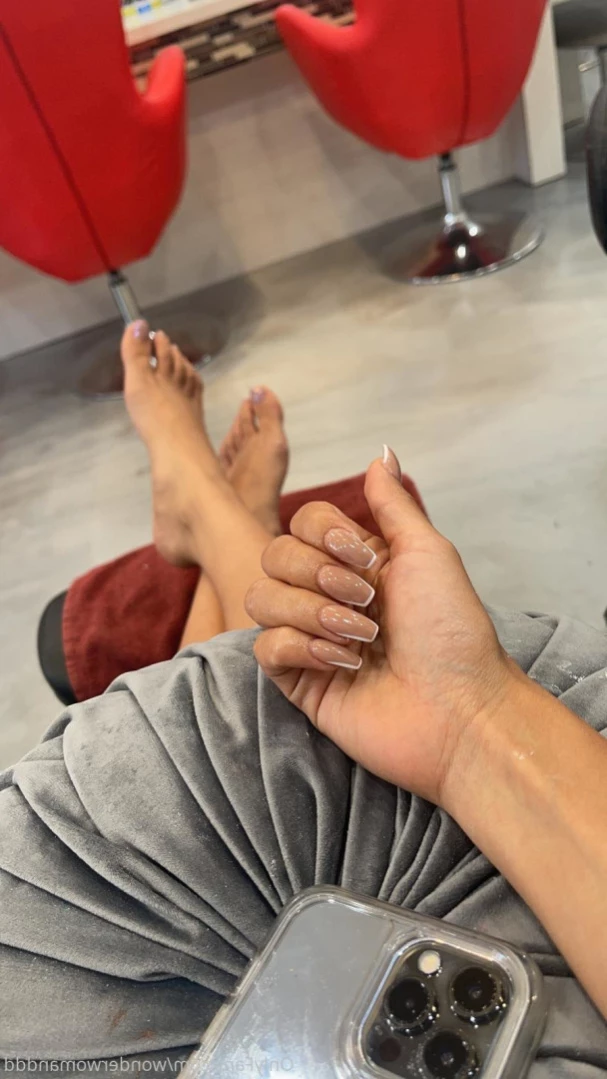 Christina Wonder [ wonderwomanddd ] Onlyfans leaked photo 13704450 on Hotleaks.tv