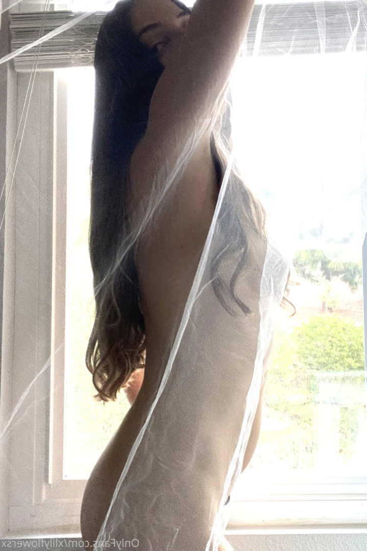 🌸Lily Flowers🌸 [ xlilyflowersx ] Onlyfans leaked photo 11402533 on Hotleaks.tv
