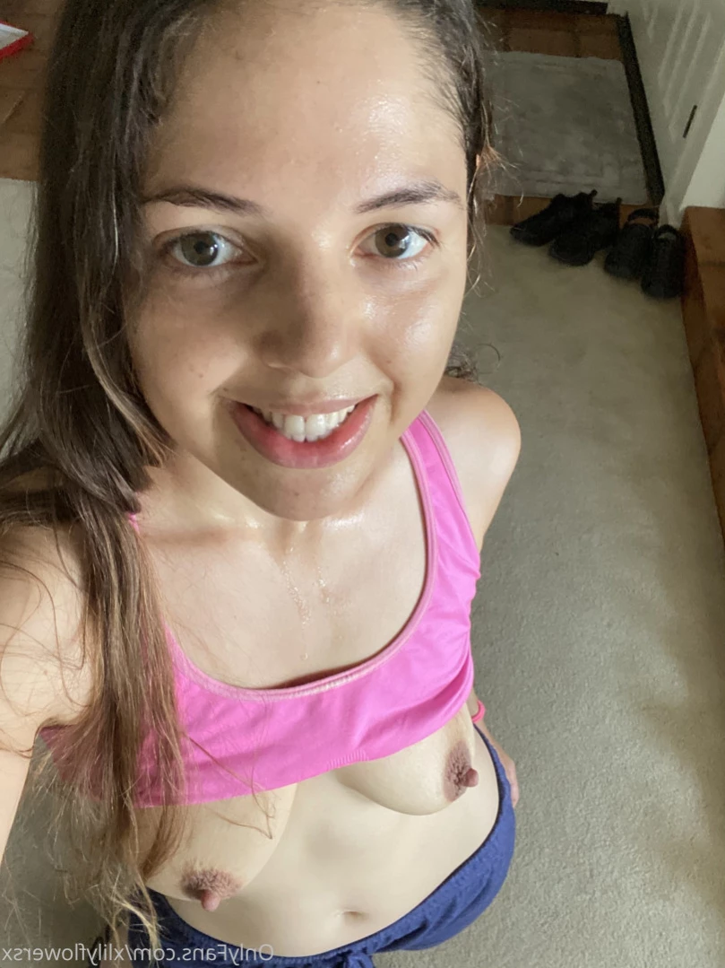 🌸Lily Flowers🌸 [ xlilyflowersx ] Onlyfans leaked photo 13531900 on Hotleaks.tv