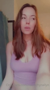 1724068