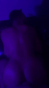 15872610