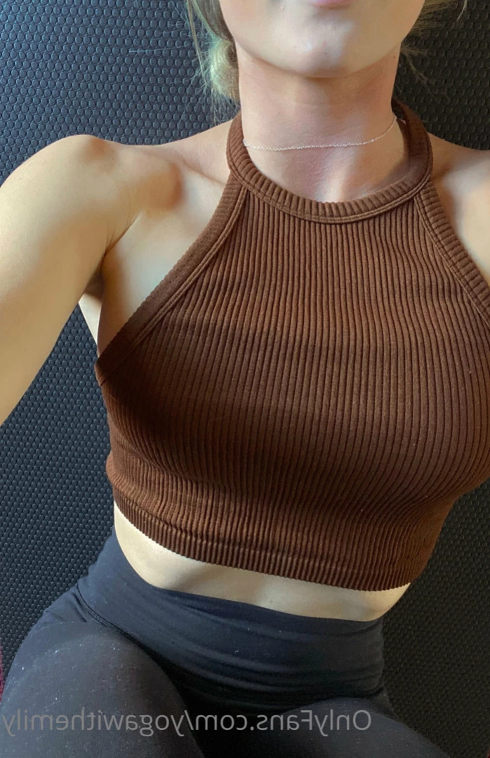 Emily [ yogawithemily ] Onlyfans leaked photo 13640247 on Hotleaks.tv