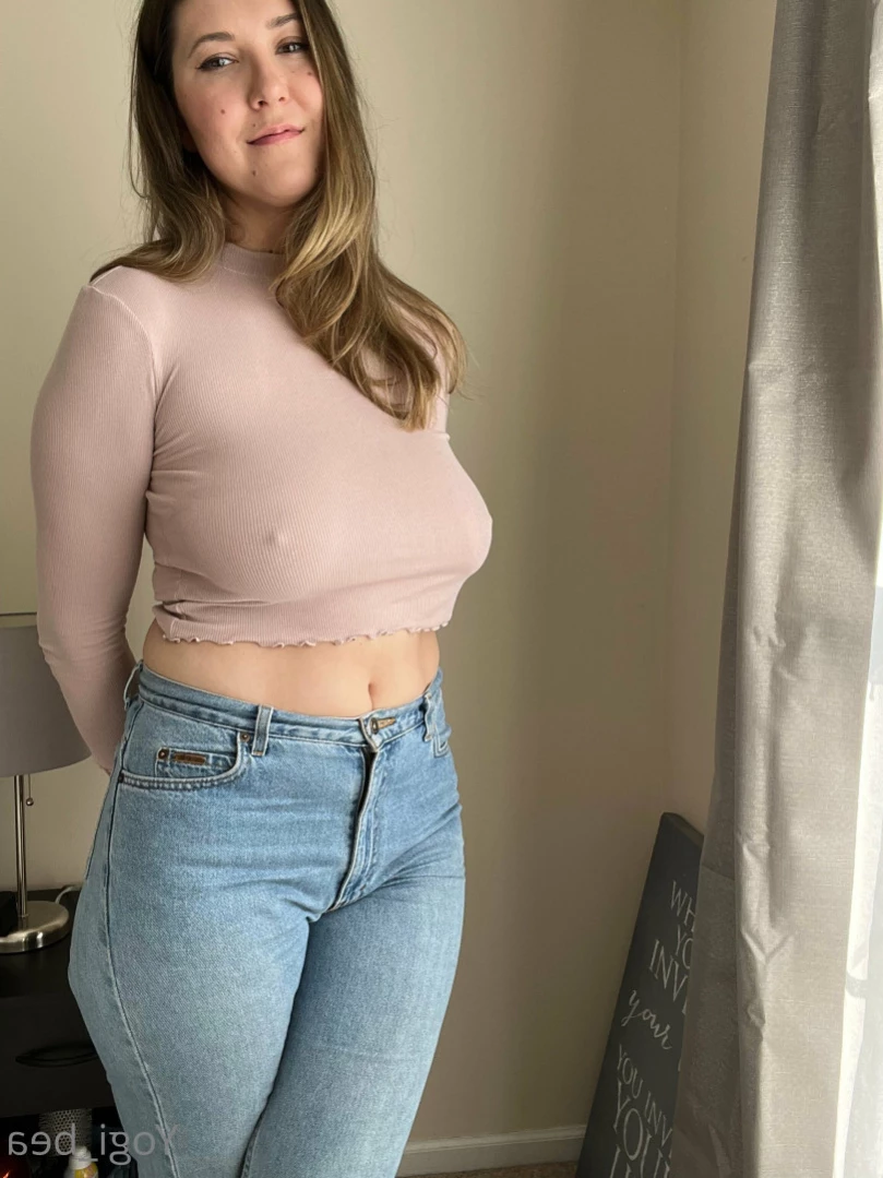 Bea 🐝 [ yogi_bea ] Onlyfans leaked photo 13656446 on Hotleaks.tv