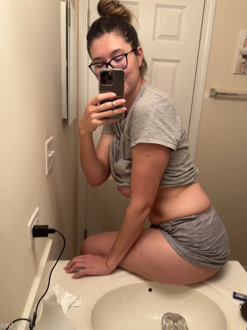 Bea 🐝 [ yogi_bea ] Onlyfans leaked photo 14363508 on Hotleaks.tv