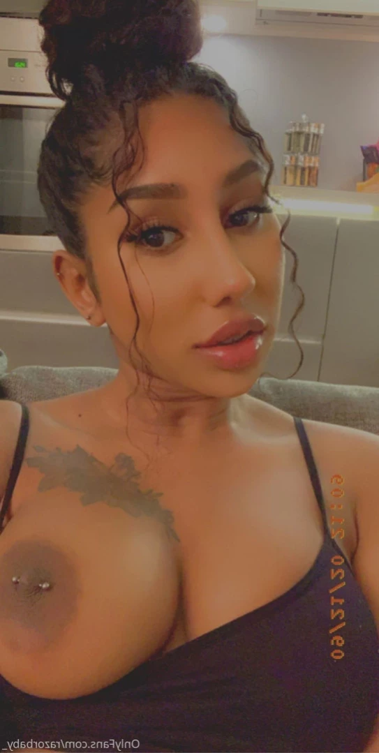 SannaTwinkle✨ [ razorbaby_ ] Onlyfans leaked photo 11635864 on Hotleaks.tv