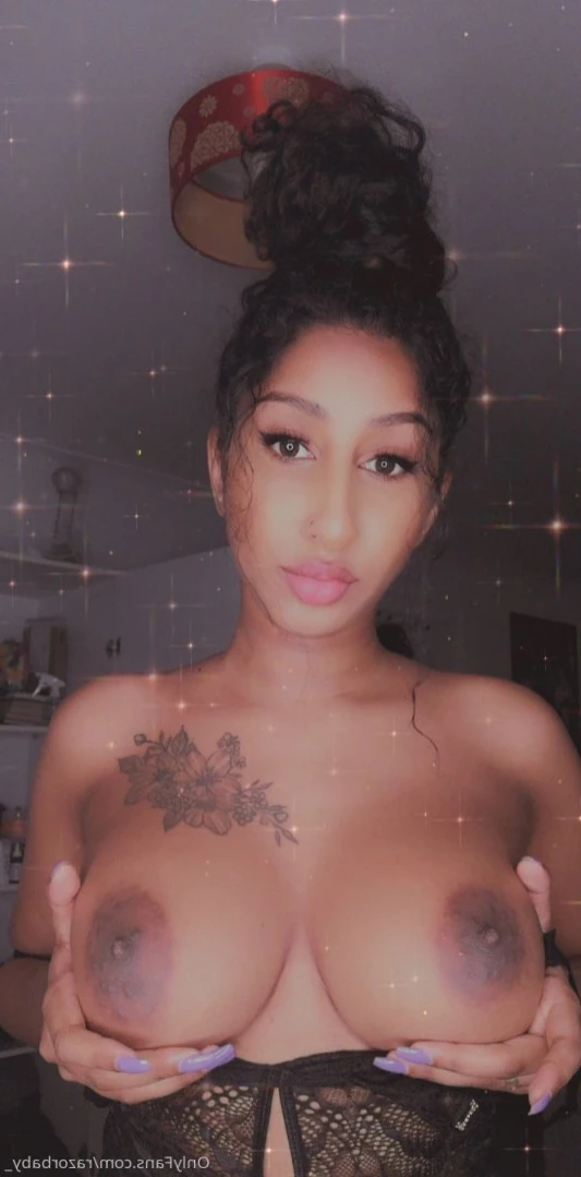 SannaTwinkle✨ [ razorbaby_ ] Onlyfans leaked photo 12392147 on Hotleaks.tv