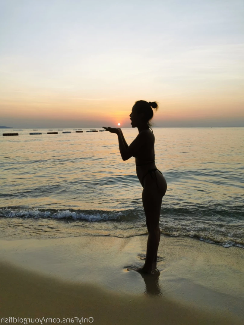 yourgoldfish Onlyfans leaked photo 15636944 on Hotleaks.tv