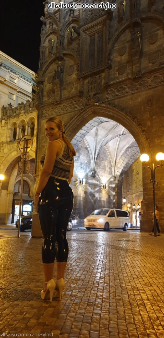 zuzikallv Onlyfans leaked photo 13656718 on Hotleaks.tv