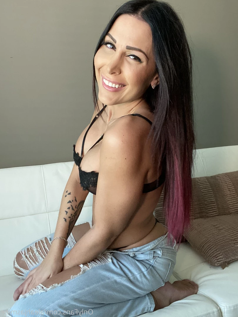 Aleah Jasmine [ aleahjasmine ] Onlyfans leaked photo 16385441 on Hotleaks.tv