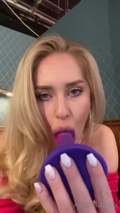 April Mae 🌶 [ aprilmaexox ] Onlyfans leaked video 12852614 on Hotleaks.tv