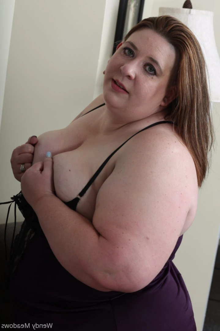 🍑 𝙃𝙪𝙜𝙚 𝘽𝙤𝙤𝙩𝙮 𝘽𝘽𝙒 😈📲 [ wendymeadows ] Onlyfans leaked photo 14640834 on Hotleaks.tv