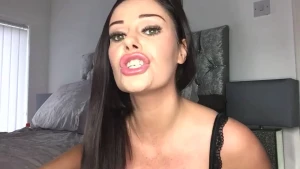 16345989