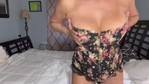 15574949