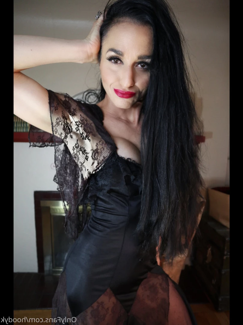Kat [ hoodyk ] Onlyfans leaked photo 11892631 on Hotleaks.tv