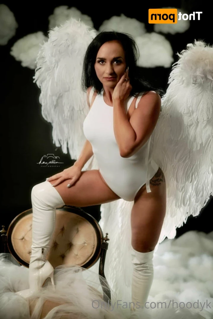 Kat [ hoodyk ] Onlyfans leaked photo 13598933 on Hotleaks.tv