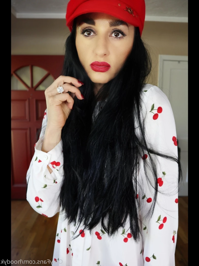 Kat [ hoodyk ] Onlyfans leaked photo 14821945 on Hotleaks.tv