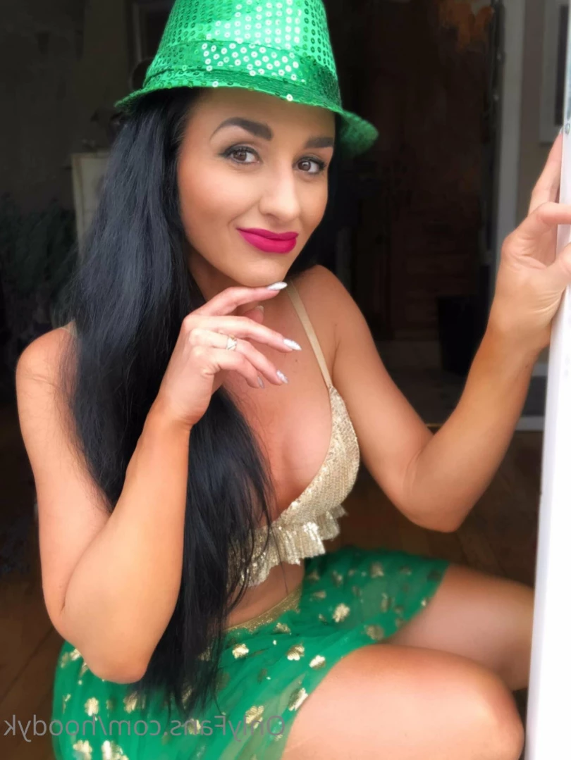 Kat [ hoodyk ] Onlyfans leaked photo 15447294 on Hotleaks.tv