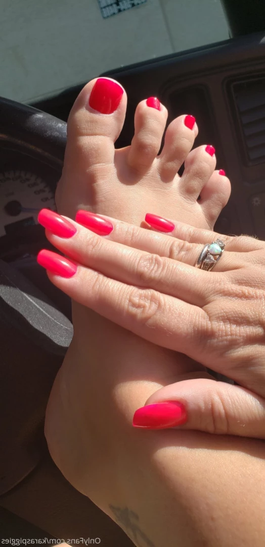 karaspiggies Onlyfans leaked photo 11021608 on Hotleaks.tv