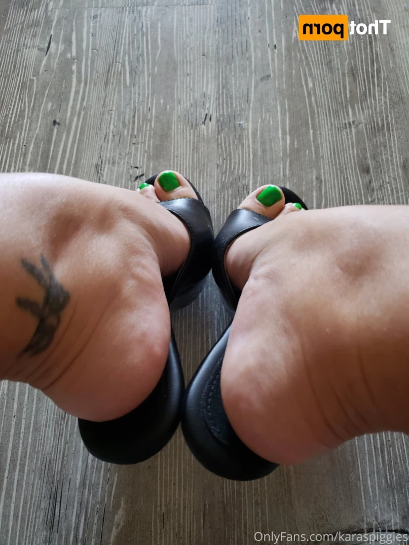 karaspiggies Onlyfans leaked photo 13710862 on Hotleaks.tv