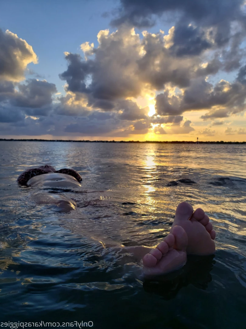 karaspiggies Onlyfans leaked photo 13985803 on Hotleaks.tv