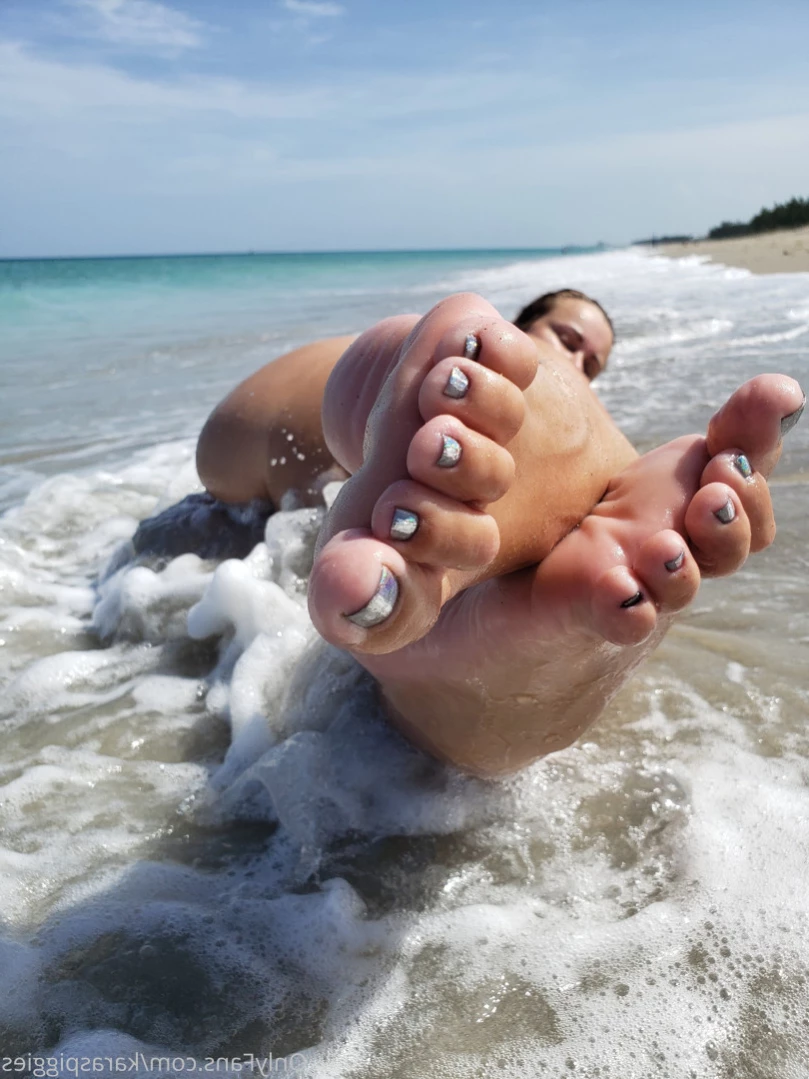 karaspiggies Onlyfans leaked photo 14571231 on Hotleaks.tv
