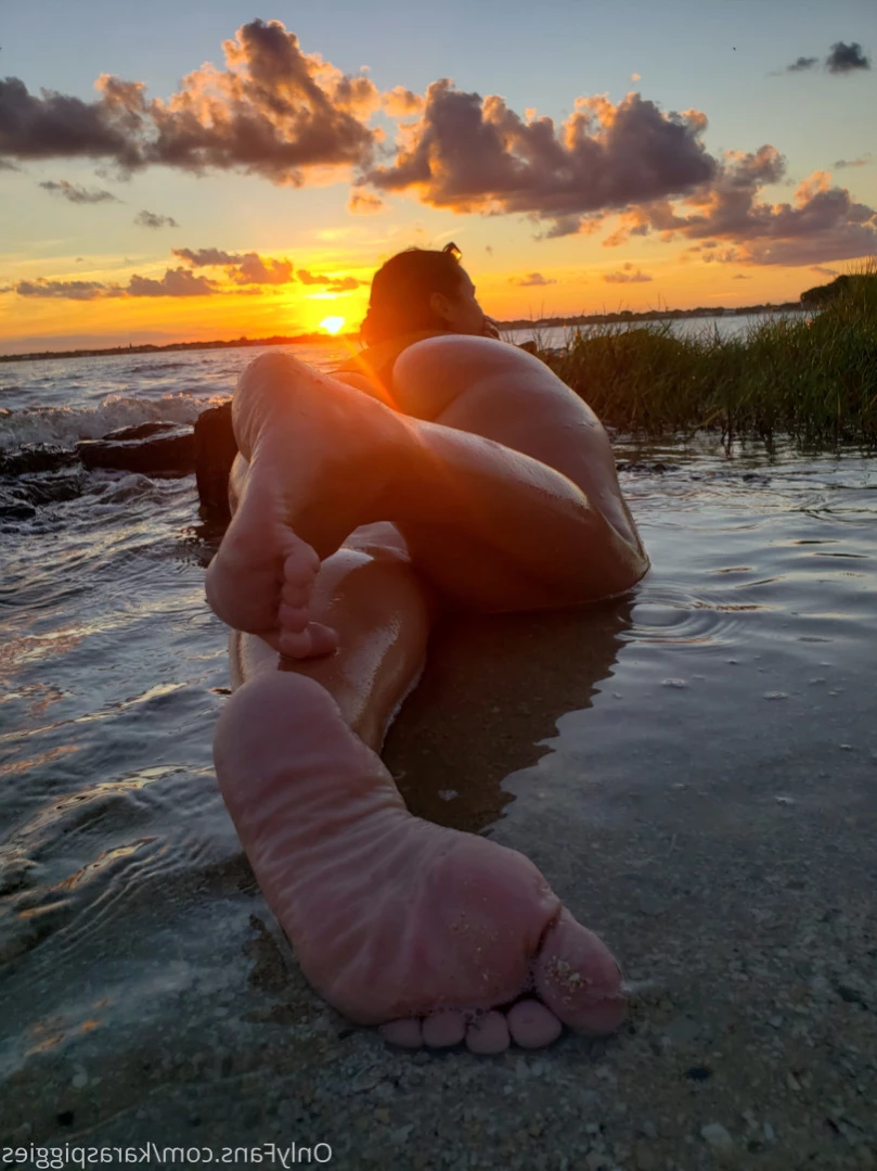karaspiggies Onlyfans leaked photo 15734772 on Hotleaks.tv
