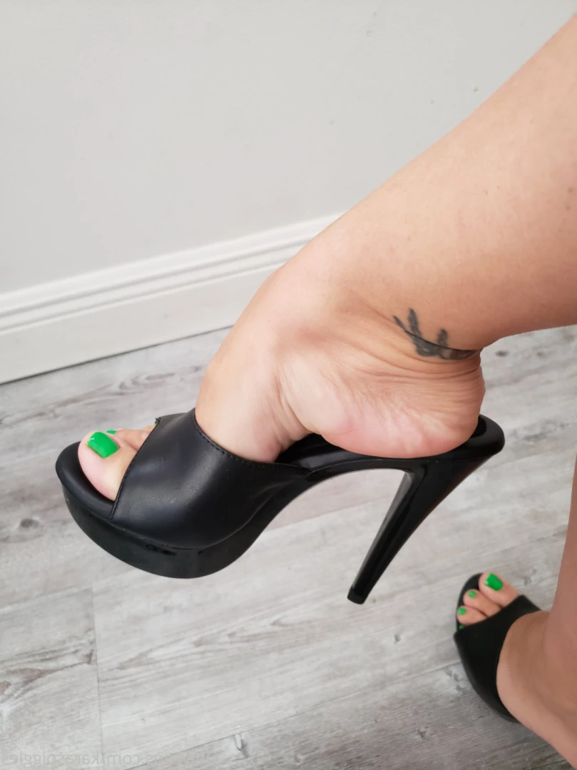 karaspiggies Onlyfans leaked photo 15734906 on Hotleaks.tv