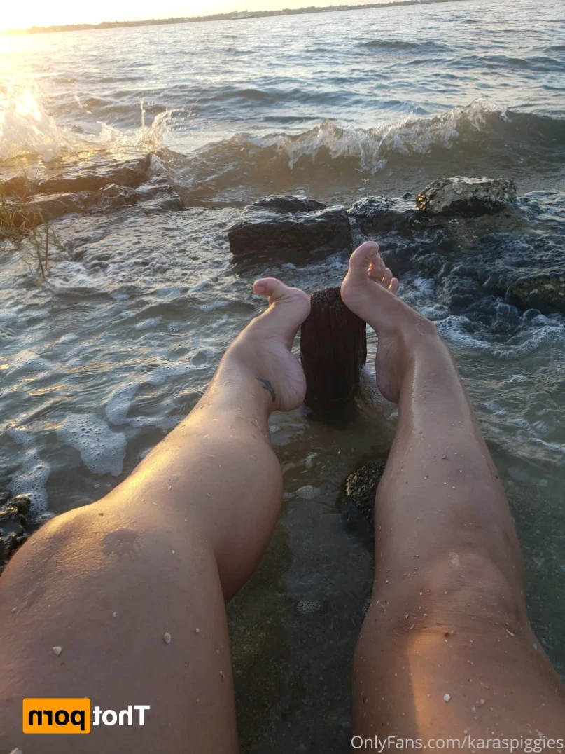 karaspiggies Onlyfans leaked photo 16223417 on Hotleaks.tv
