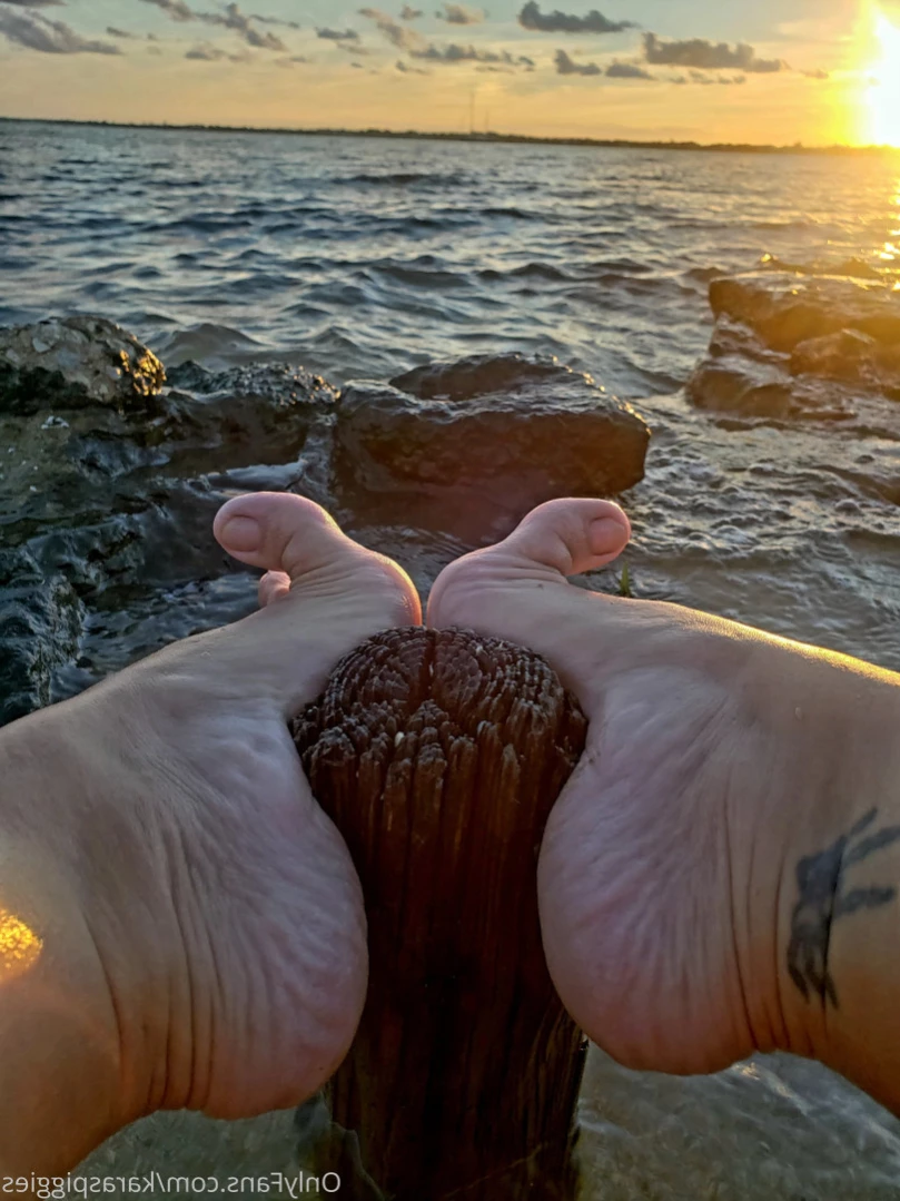karaspiggies Onlyfans leaked photo 16459954 on Hotleaks.tv