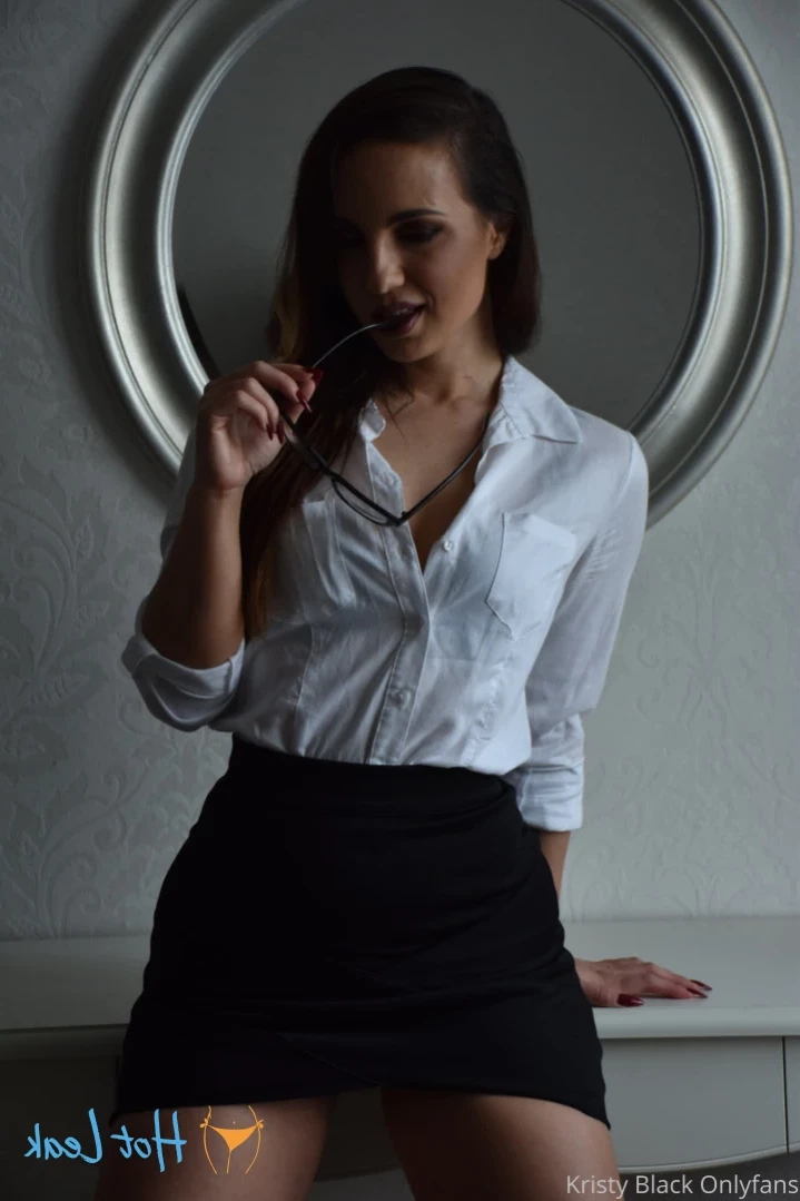 Kristy Black [ kristyblack ] Onlyfans leaked photo 14183347 on Hotleaks.tv