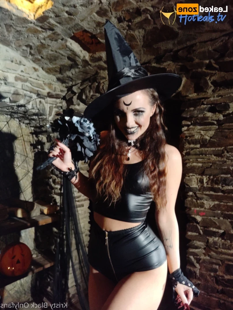 Kristy Black [ kristyblack ] Onlyfans leaked photo 15888130 on Hotleaks.tv