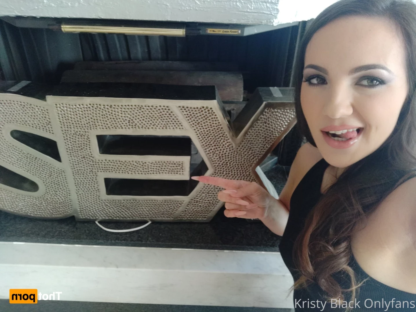 Kristy Black [ kristyblack ] Onlyfans leaked photo 16457219 on Hotleaks.tv