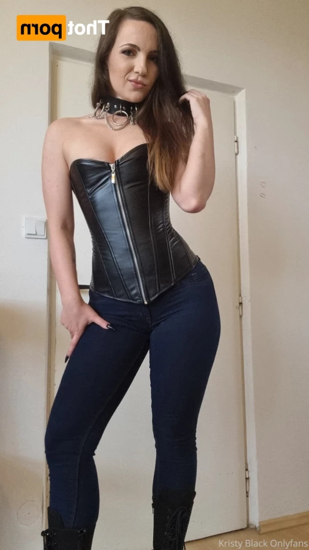 Kristy Black [ kristyblack ] Onlyfans leaked photo 16457443 on Hotleaks.tv