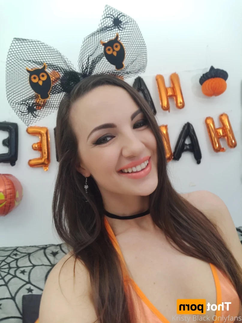 Kristy Black [ kristyblack ] Onlyfans leaked photo 16457818 on Hotleaks.tv