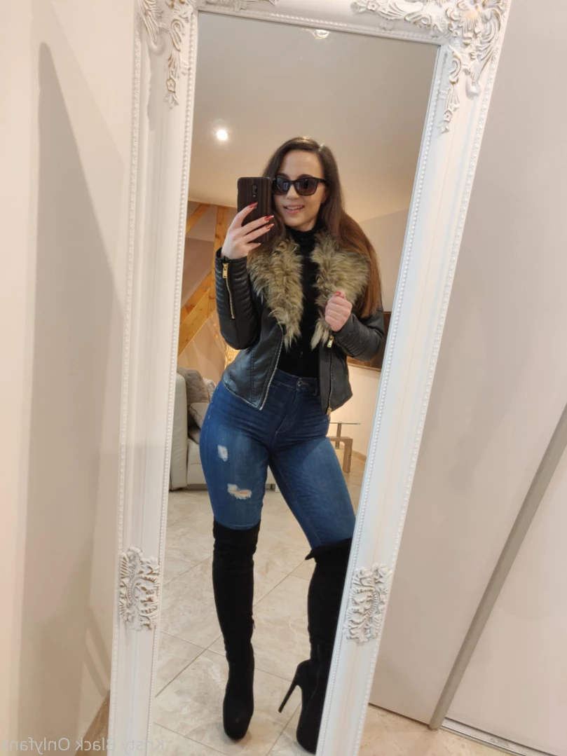Kristy Black [ kristyblack ] Onlyfans leaked photo 16458722 on Hotleaks.tv