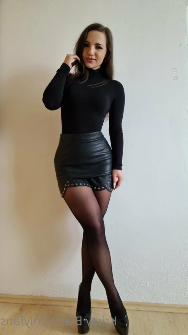 Kristy Black [ kristyblack ] Onlyfans leaked photo 16458777 on Hotleaks.tv