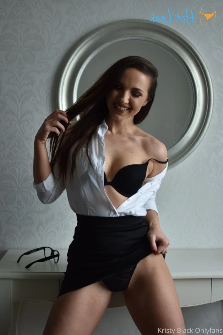 Kristy Black [ kristyblack ] Onlyfans leaked photo 16459567 on Hotleaks.tv