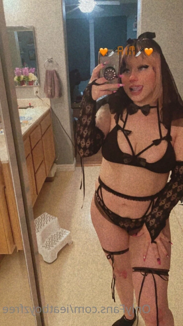 Ieatboyz [ ieatboyzfree ] Onlyfans leaked photo 10926930 on Hotleaks.tv