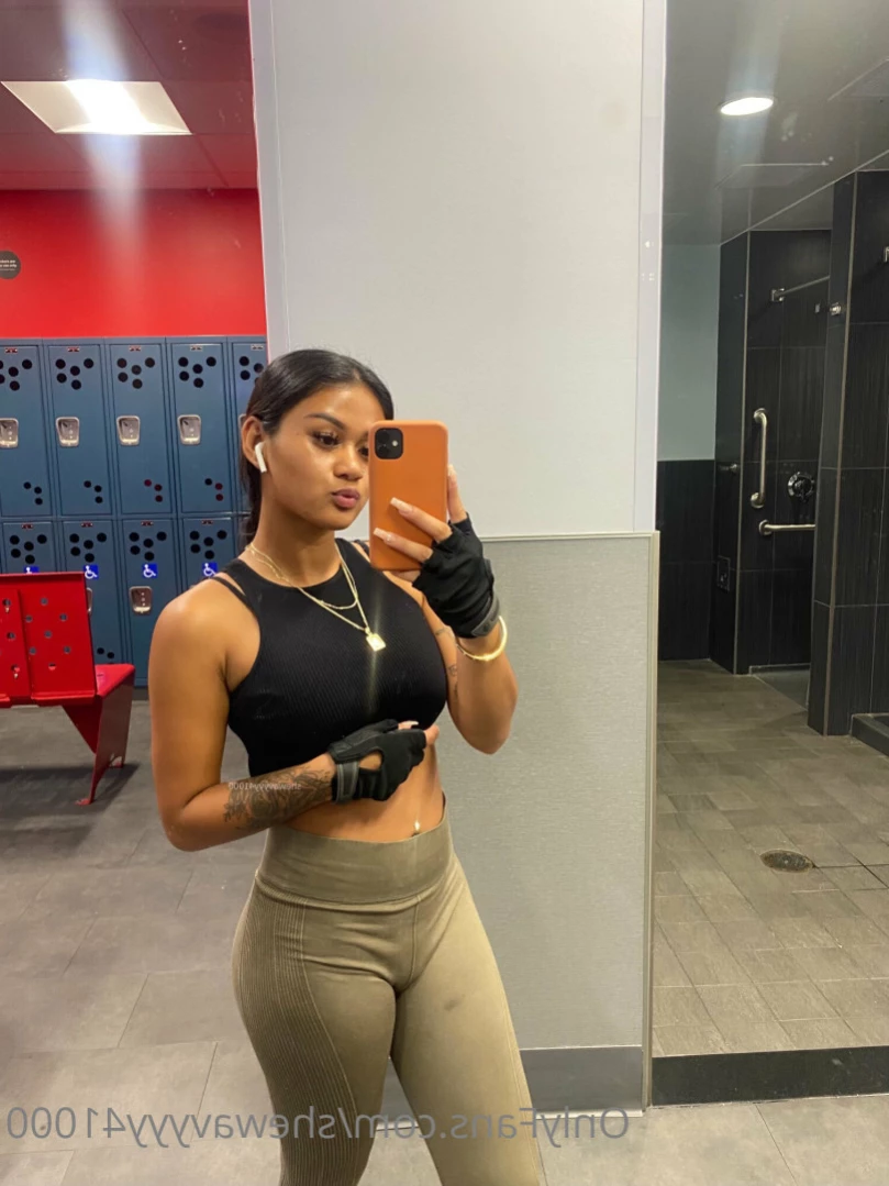 𝒮𝒽𝑒𝓌𝒶𝓋𝓎𝓎𝓎🥀 [ shewavyyy41000 ] Onlyfans leaked photo 12943293 on Hotleaks.tv