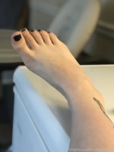 18410692