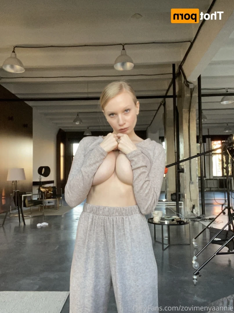 annie [ zovimenyaannie ] Onlyfans leaked photo 13168349 on Hotleaks.tv