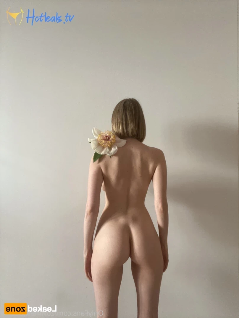 annie [ zovimenyaannie ] Onlyfans leaked photo 13838900 on Hotleaks.tv