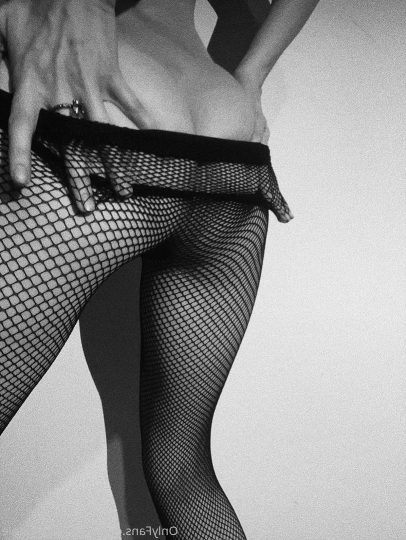 annie [ zovimenyaannie ] Onlyfans leaked photo 13924663 on Hotleaks.tv