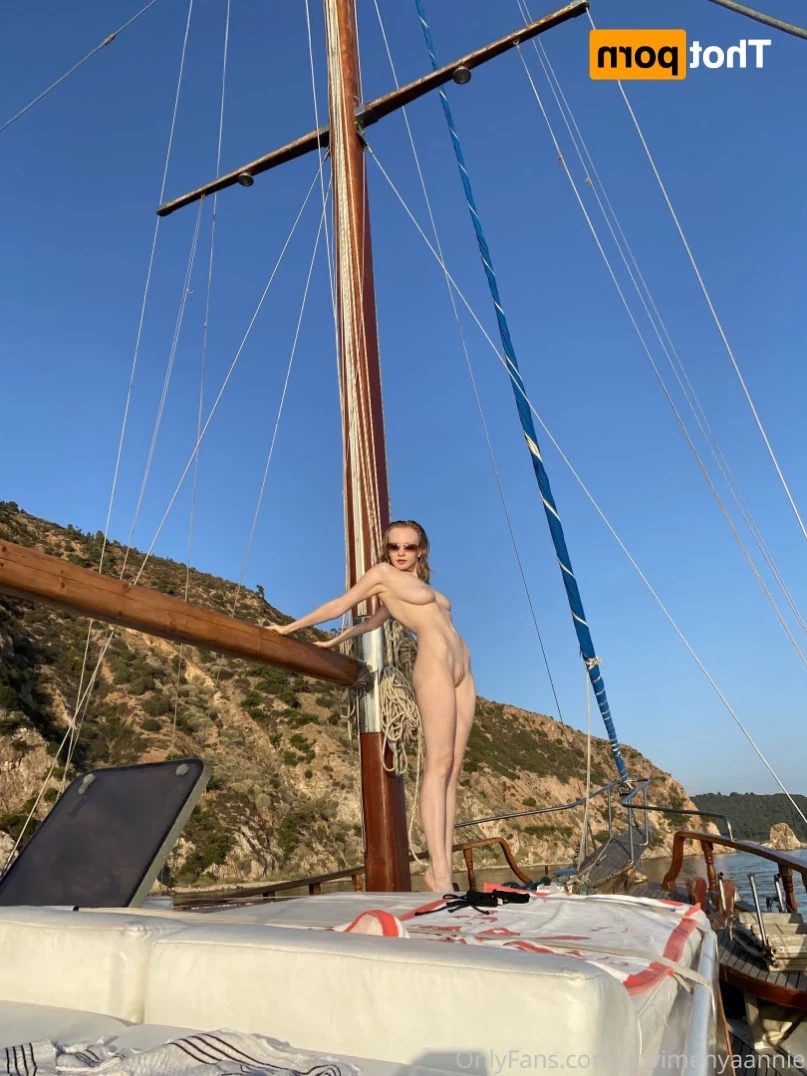 annie [ zovimenyaannie ] Onlyfans leaked photo 14797061 on Hotleaks.tv