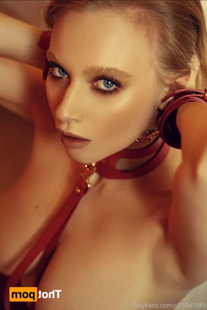 annie [ zovimenyaannie ] Onlyfans leaked photo 15259246 on Hotleaks.tv