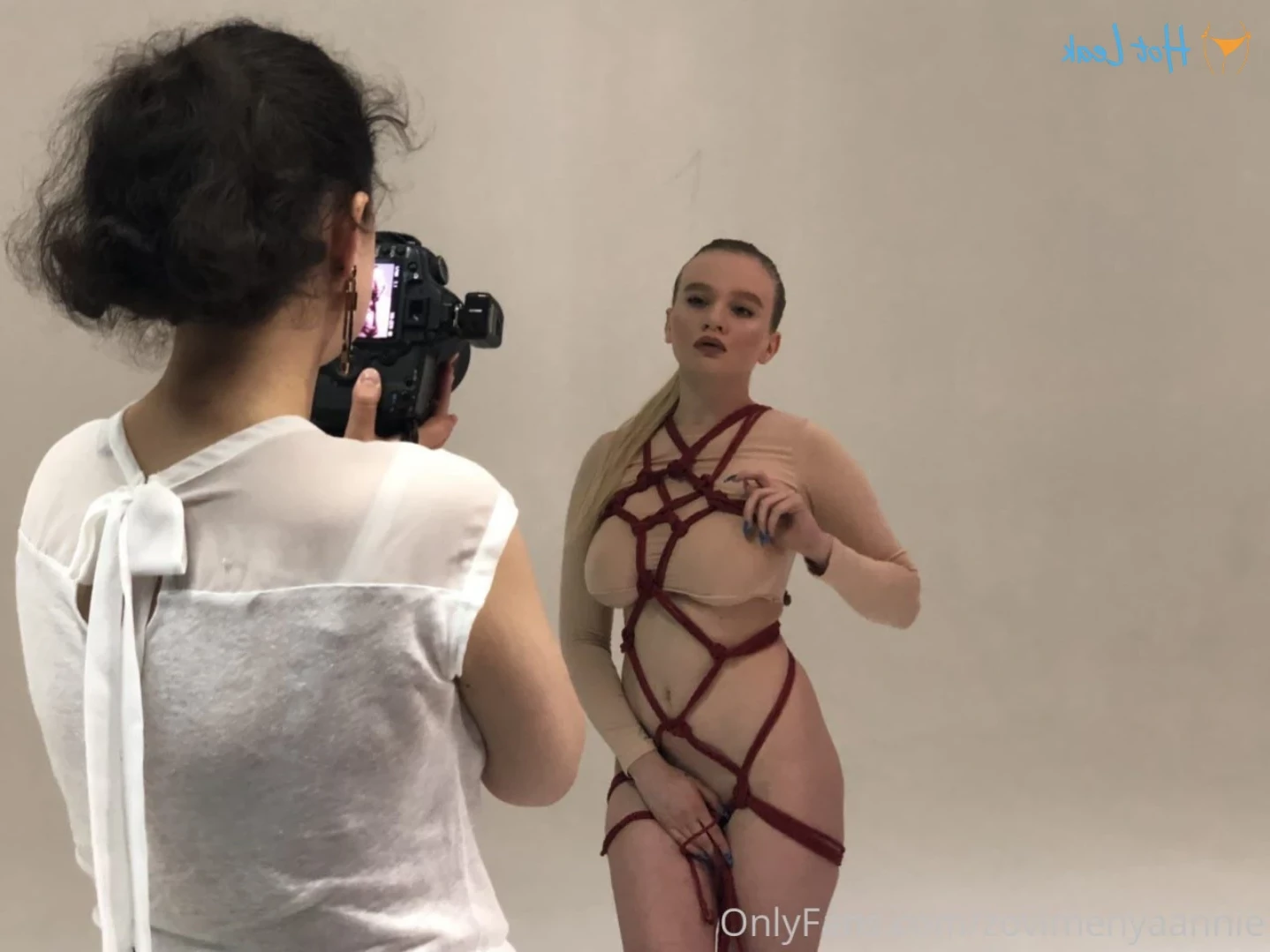 annie [ zovimenyaannie ] Onlyfans leaked photo 15481838 on Hotleaks.tv